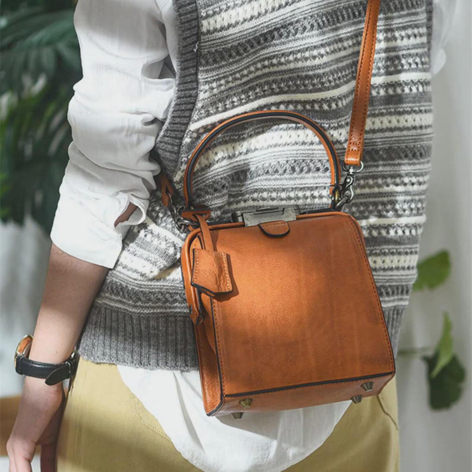 il_fullxfull.7493290509_bbyw PNDME fashion designer natural genuine leather ladies mini small handbag weekend daily women's real cowhide lock crossbody bag - Image 8